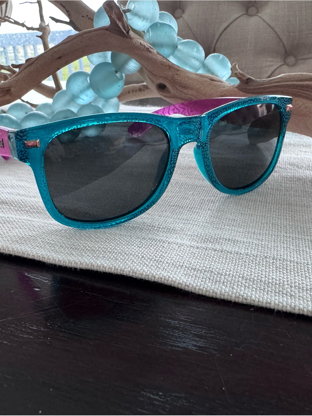 Teal & Pink Retro Knockaround Sunglasses